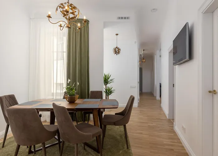 Art Noveau Old Town Apartament *